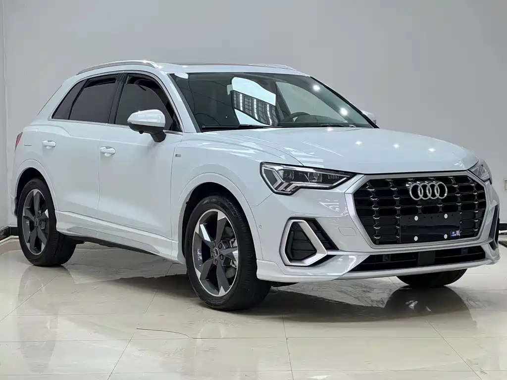 Audi Q3 2022
