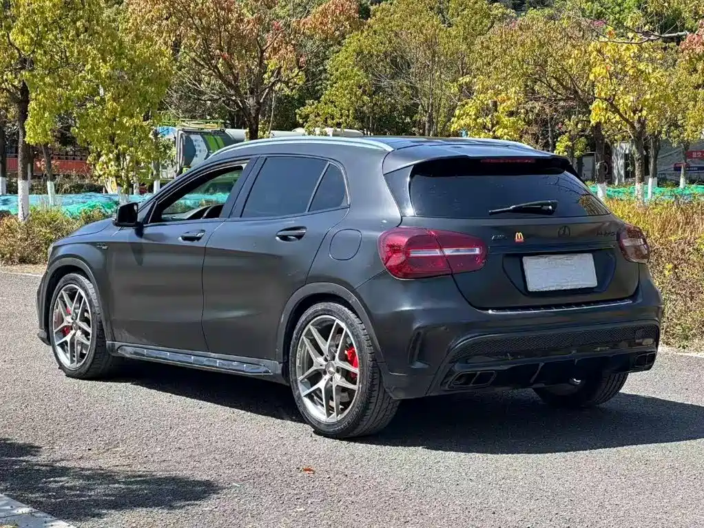 Mercedes-Benz GLA AMG 2015 — фото 8