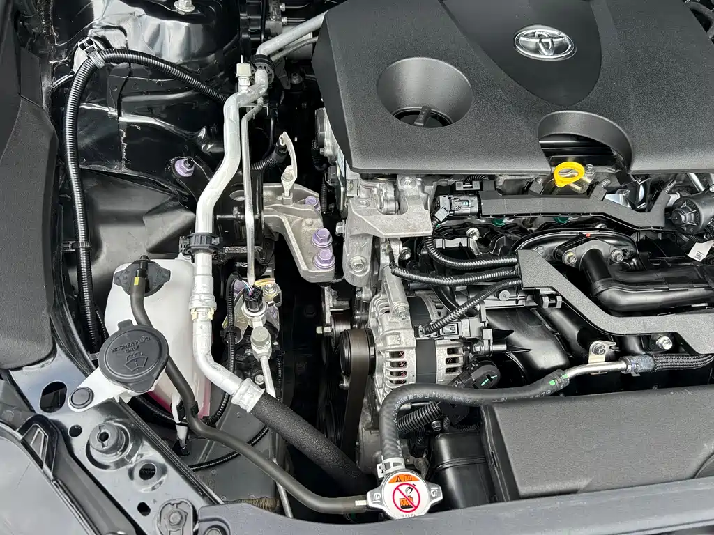 Toyota Camry 2023 — фото 27