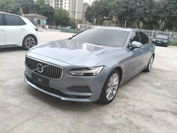 Volvo S90 2018