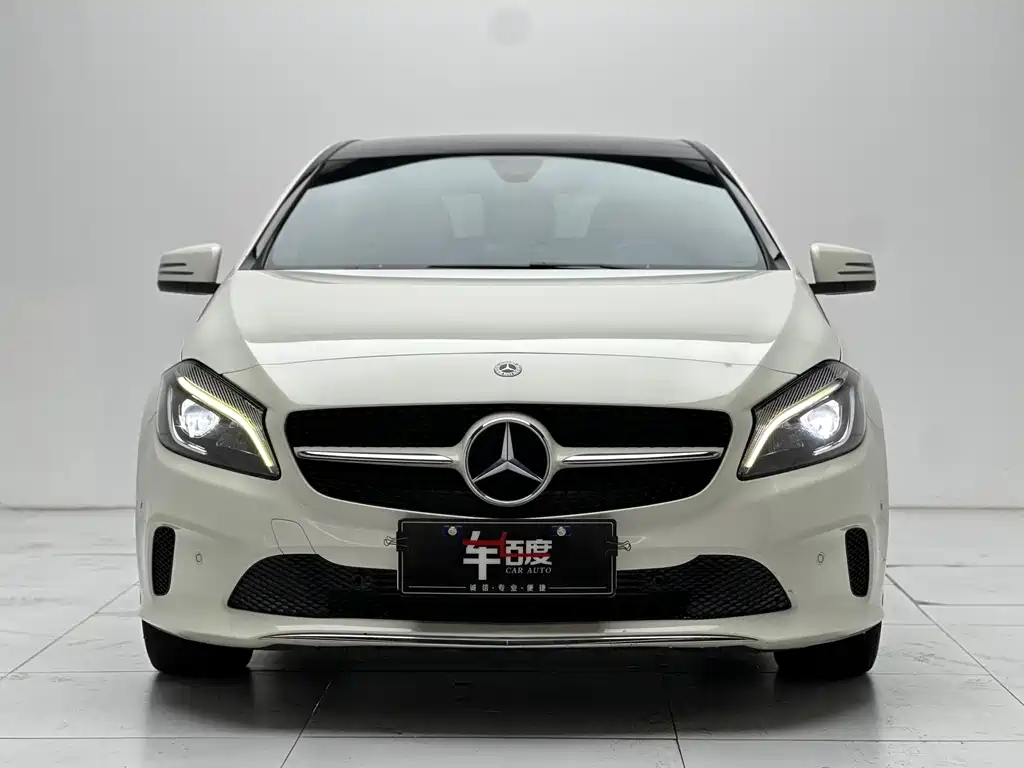Mercedes-Benz A-Class 2018 — фото 2