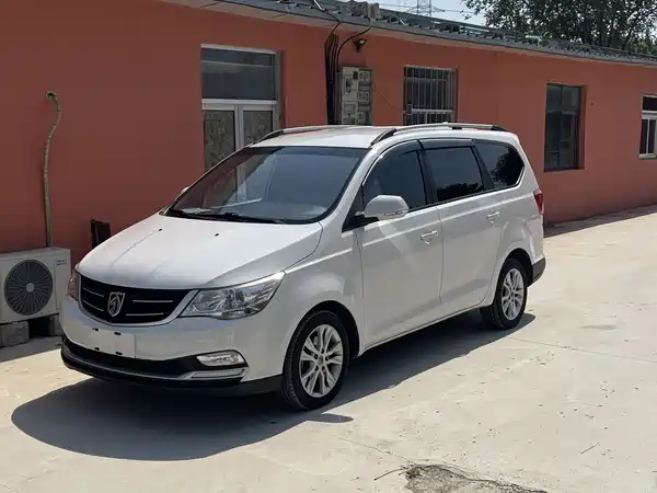 Baojun 730 2016