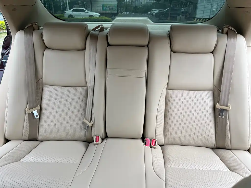Toyota Crown 2013 — фото 17
