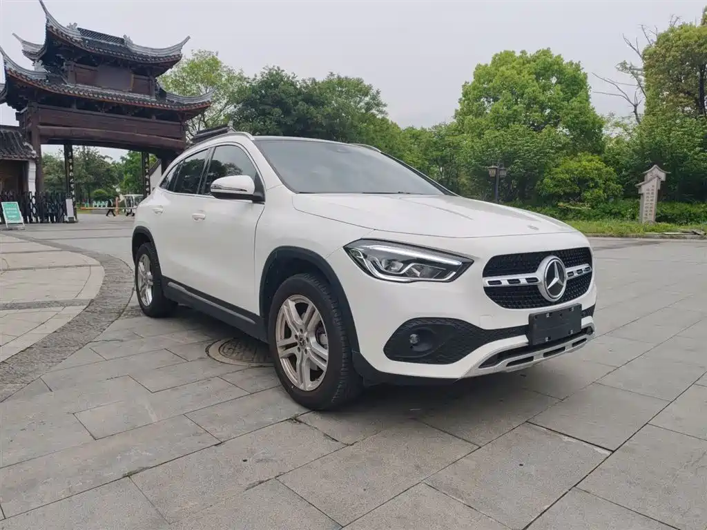 Mercedes-Benz GLA 2023 — фото 5