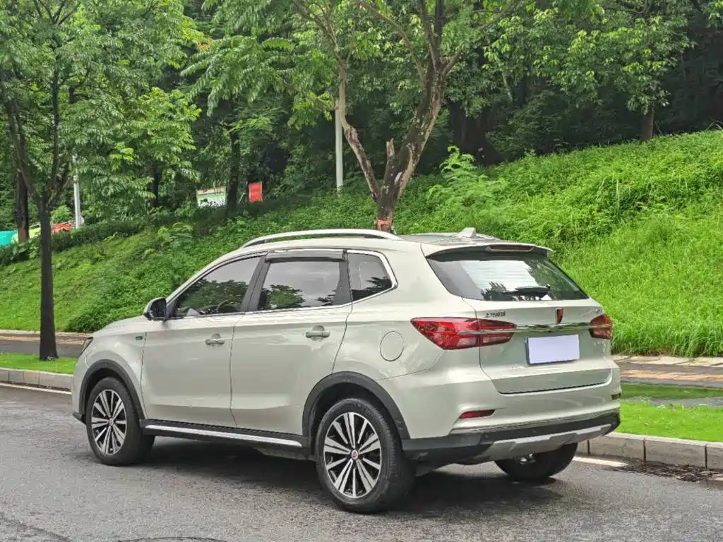 Roewe RX5 New Energy 2018