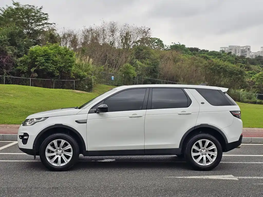 Land Rover Discovery Sport 2018 — фото 4