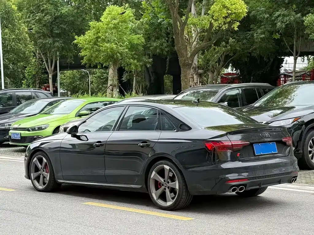 Audi S4 2023