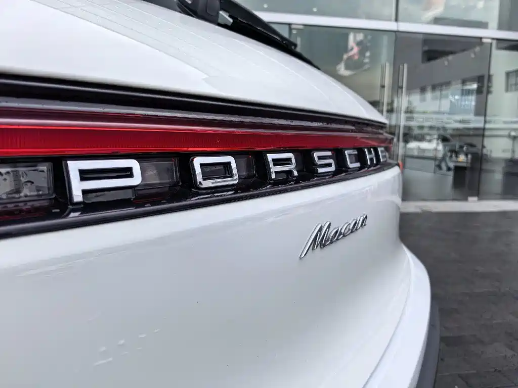 Porsche Macan 2024 — фото 10