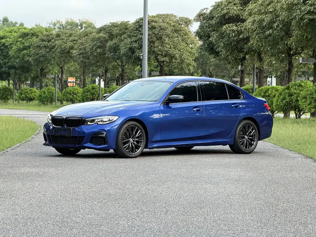 BMW 3 Series 2021