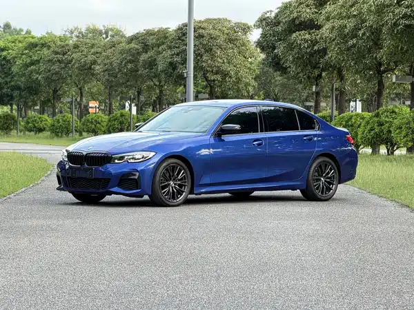 BMW 3 Series 2021