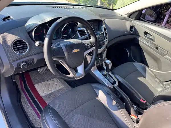 Chevrolet Cruze 2013