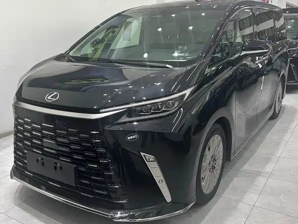 Lexus LM 2023