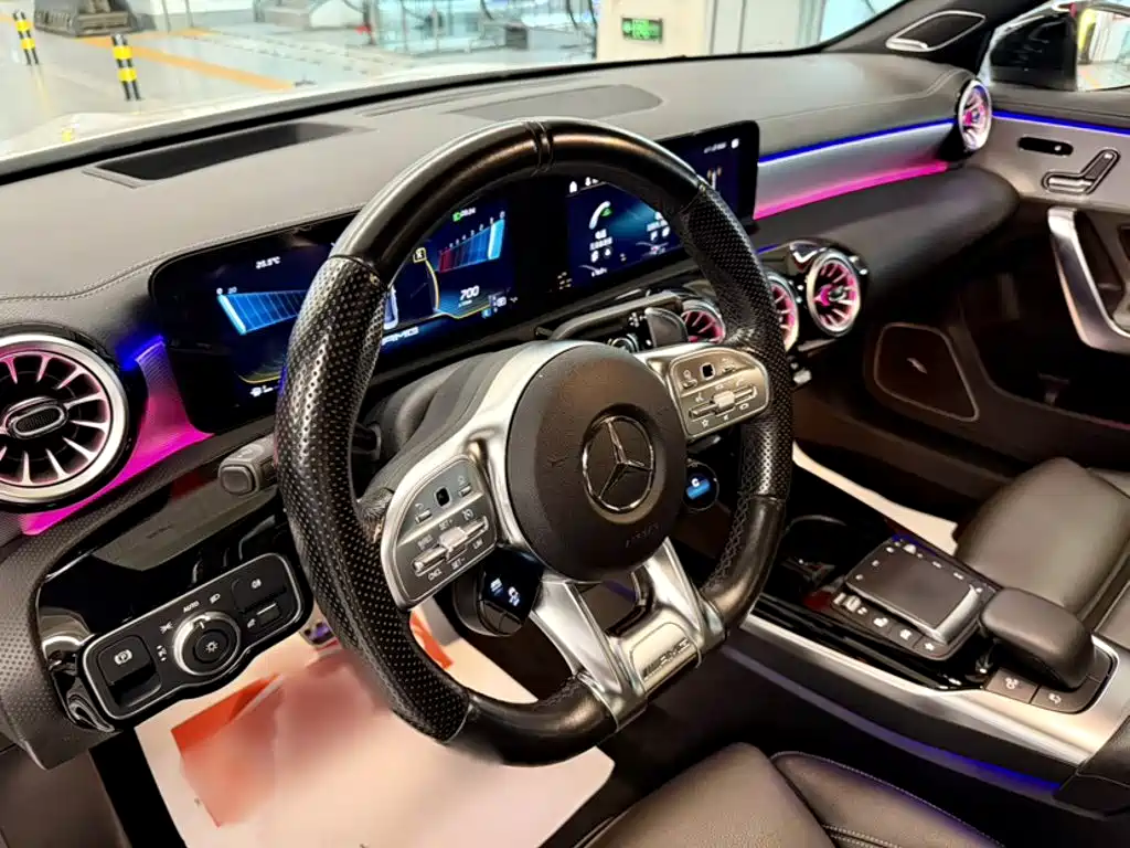 Mercedes-Benz A-Class AMG 2022 — фото 14