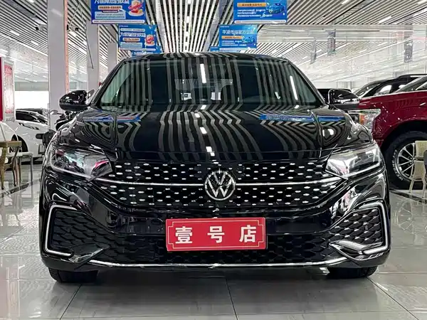 Volkswagen Passat 2024