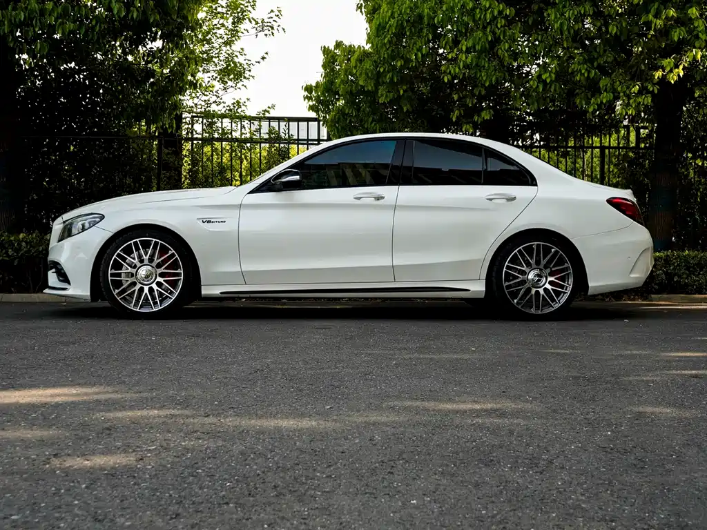Mercedes-Benz C-Class AMG 2022 — фото 3