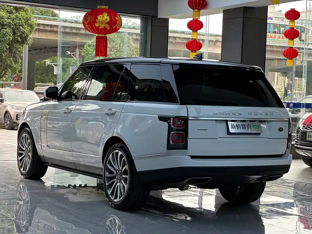 Land Rover Range Rover 2021 — фото 14
