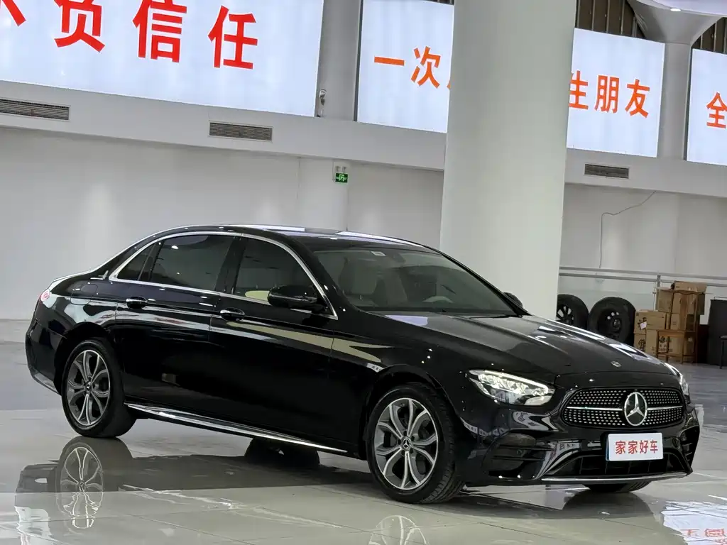 Mercedes-Benz E-Class 2023