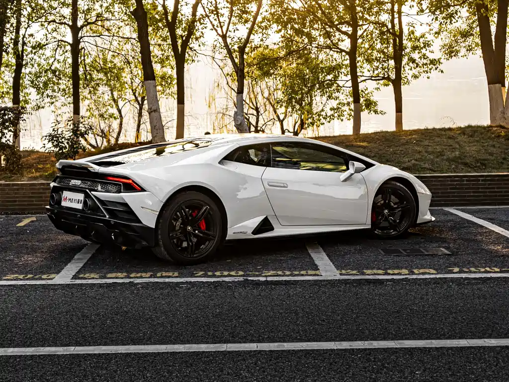 Lamborghini Huracán 2021 — фото 4