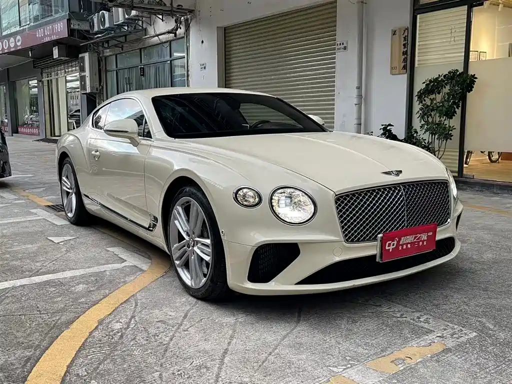 Bentley Continental 2020 — фото 3