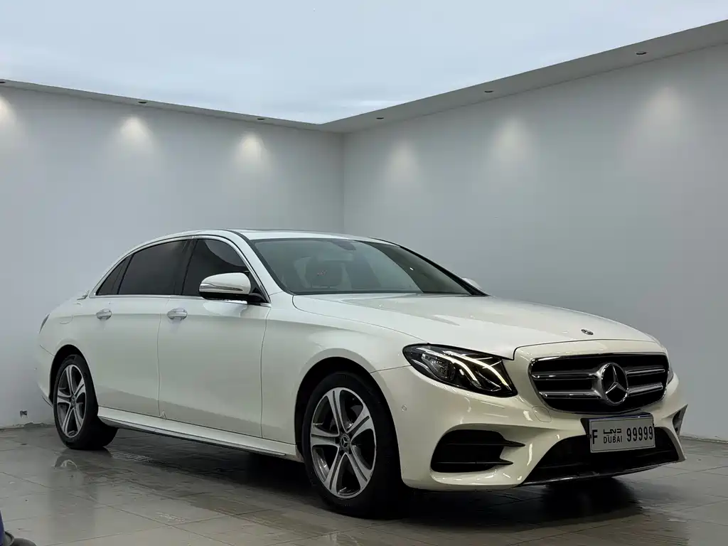 Mercedes-Benz E-Class 2019 — фото 3