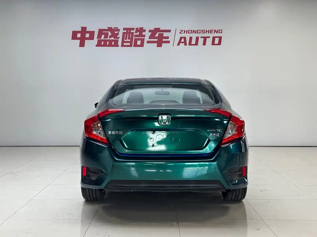 Honda Civic 2018 — фото 22