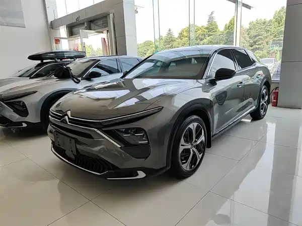 Citroën Versailles C5 X 2021