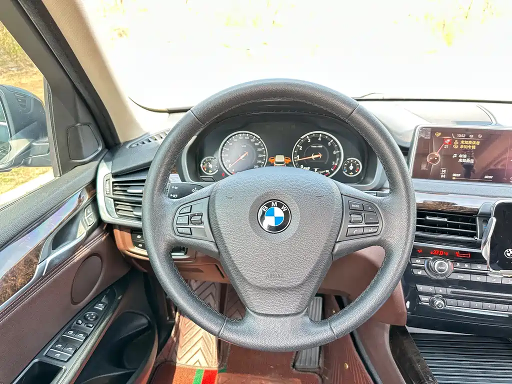 BMW X5 2017 — фото 7