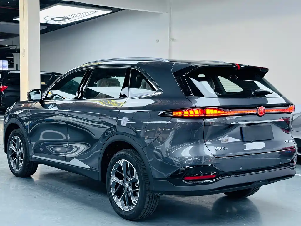 Changan CS75 PLUS 2026 — фото 13