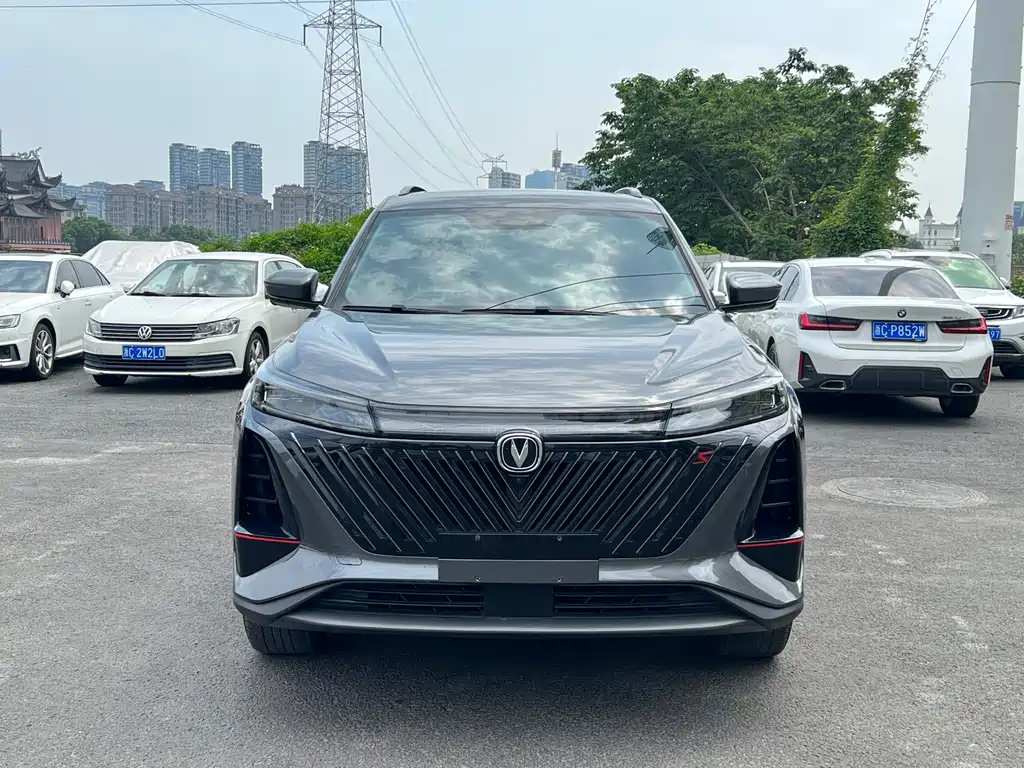 Changan CS75 PLUS 2022 — фото 2