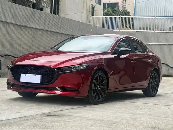 Mazda 3 Axela 2024