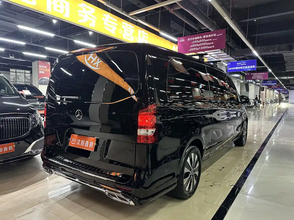 Mercedes-Benz Vito 2023 — фото 19