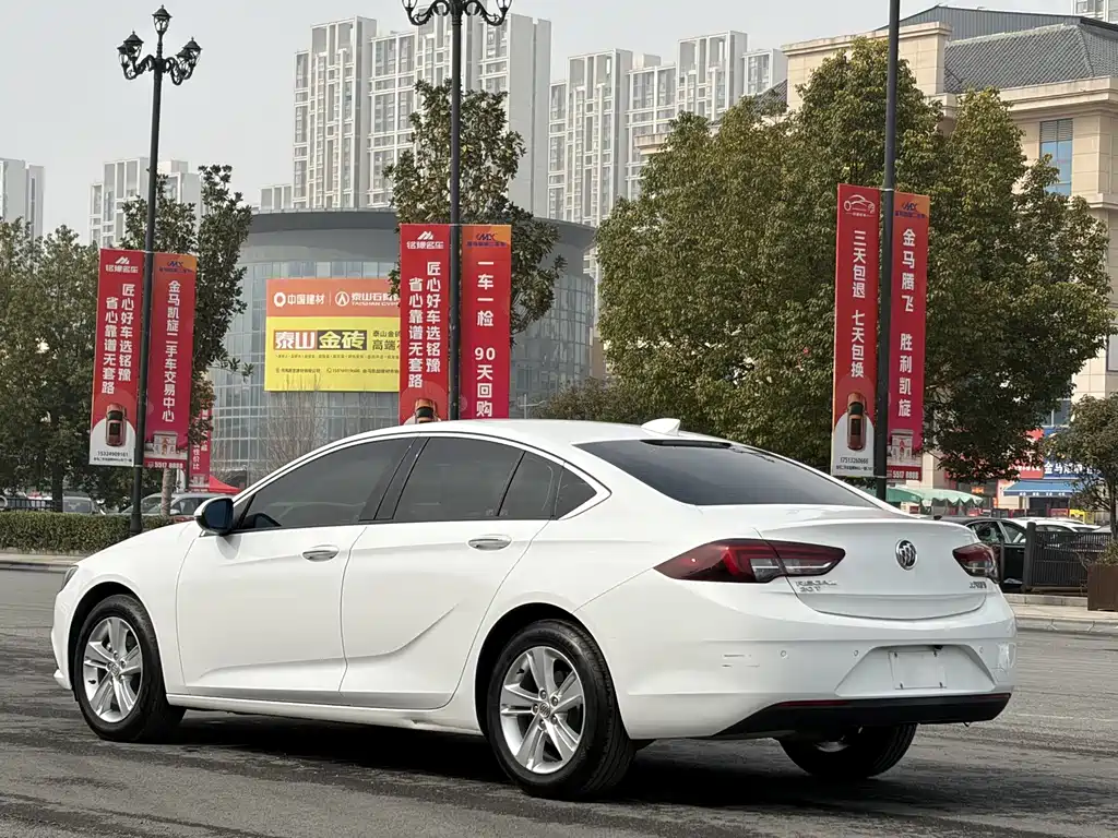 Buick Regal 2019 — фото 14