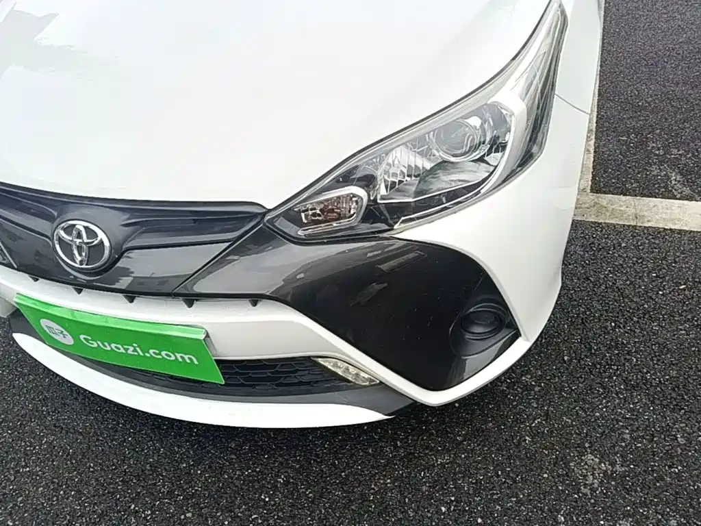 Toyota Yaris L 2021 — фото 24