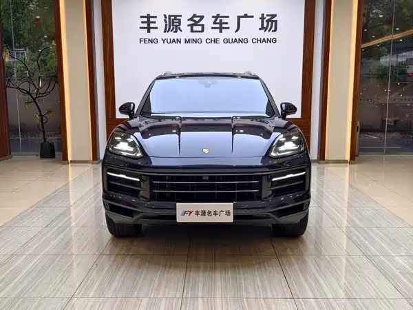 Porsche Cayenne 2024