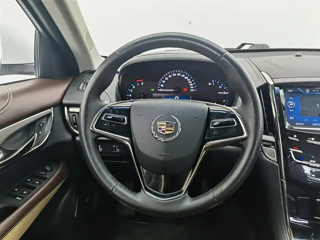 Cadillac ATS-L 2016 — фото 11