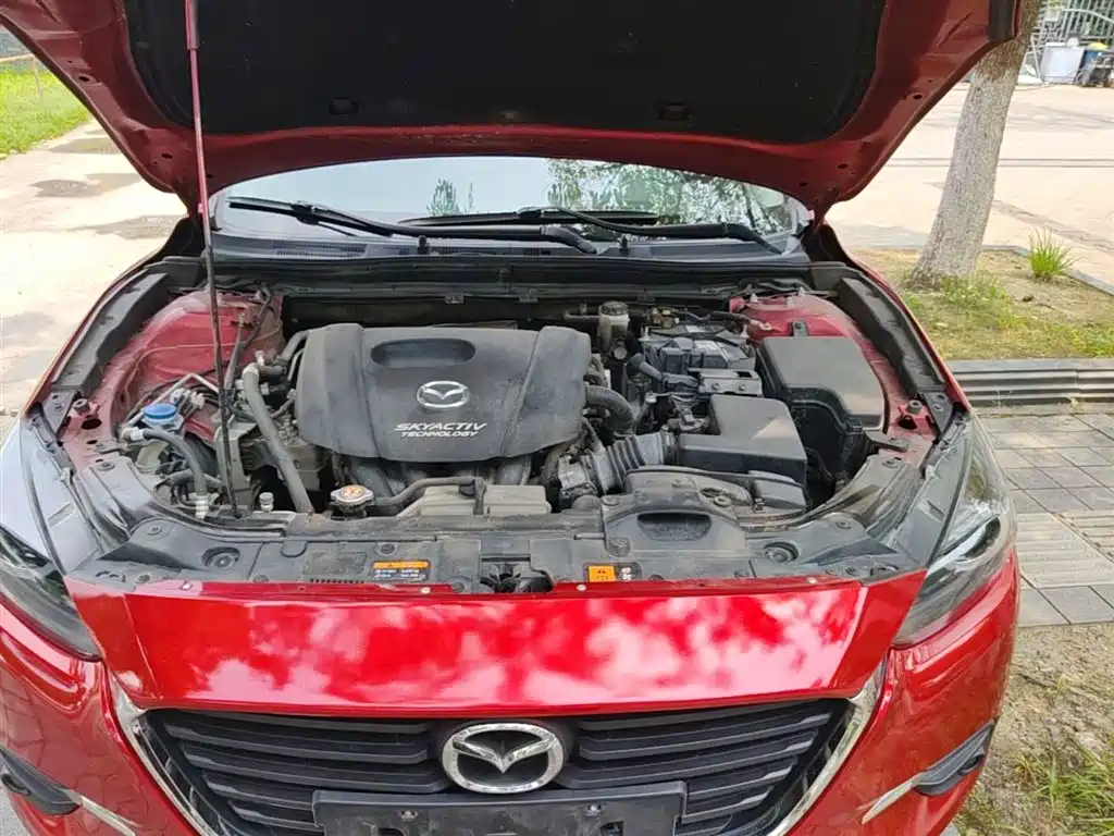 Mazda 3 Axela 2019 — фото 20