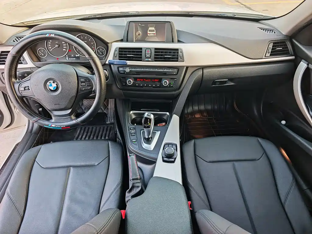 BMW 3 Series 2015 — фото 11
