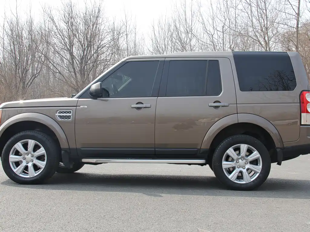Land Rover Discovery 2014 — фото 4
