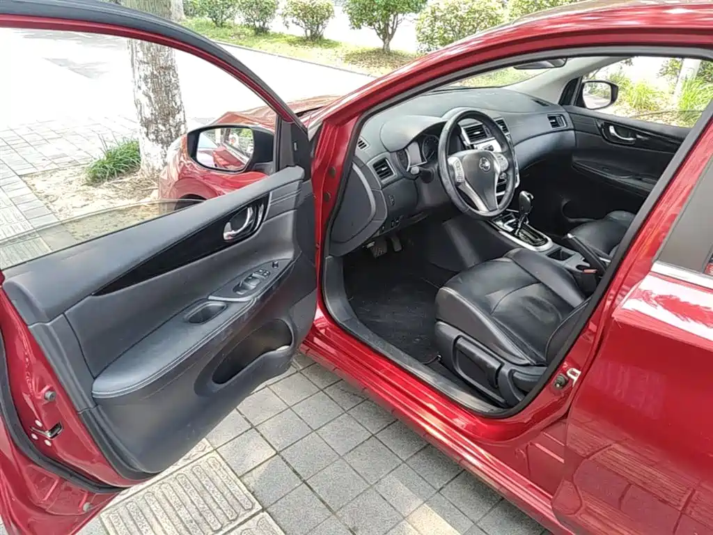 Nissan Tiida 2020 — фото 15
