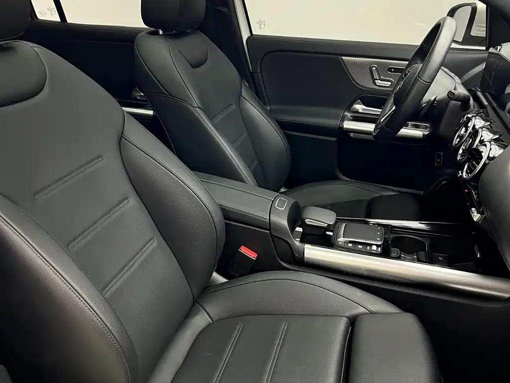 Mercedes-Benz GLA 2021 — фото 16