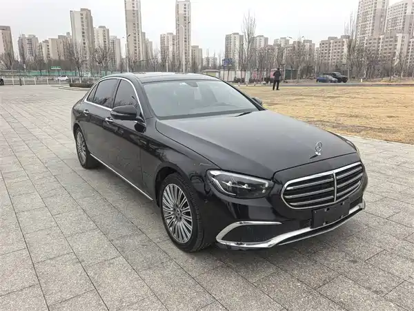 Mercedes-Benz E-Class 2022