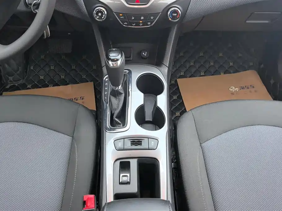 Chevrolet Cruze 2019 — фото 16