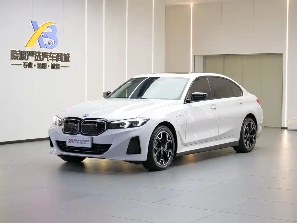 BMW i3 2024