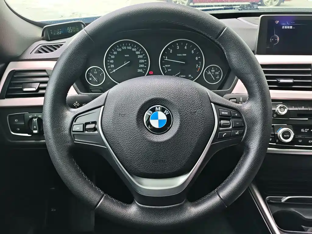 BMW 3 Series GT 2016 — фото 8