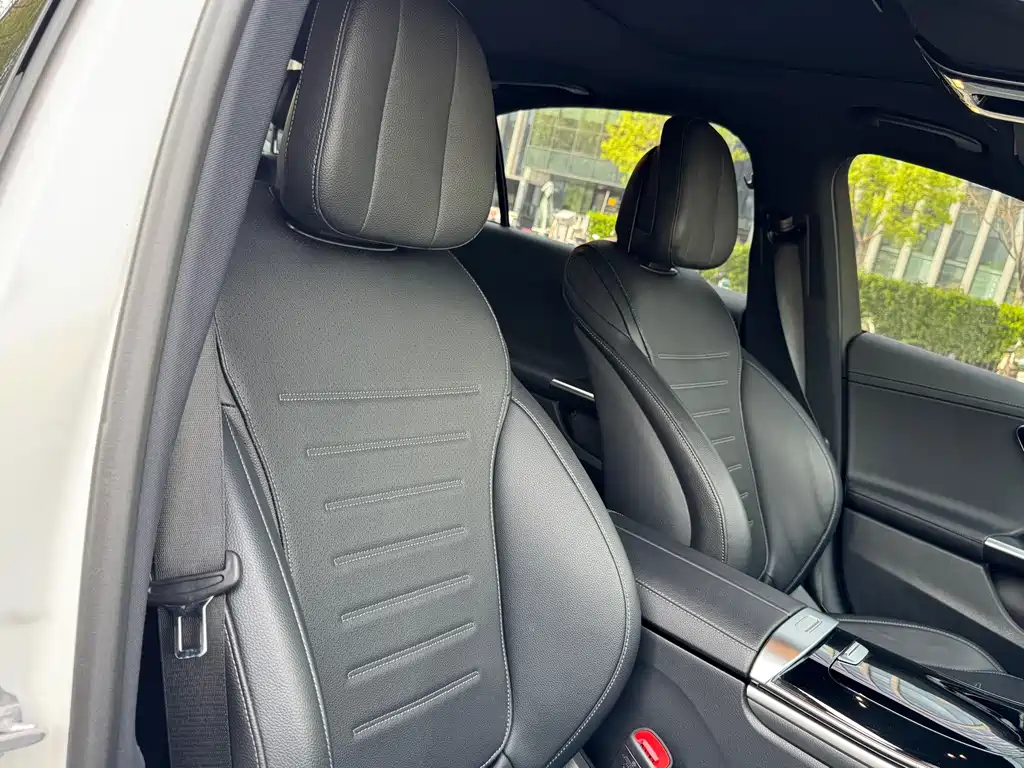 Mercedes-Benz C-Class 2022 — фото 17