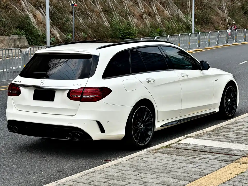 Mercedes-Benz C-Class AMG 2019 — фото 5