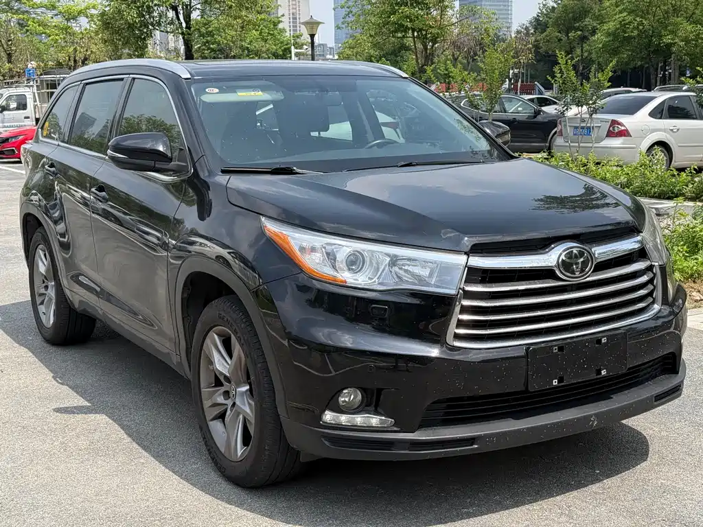 Toyota Highlander 2016 — фото 3