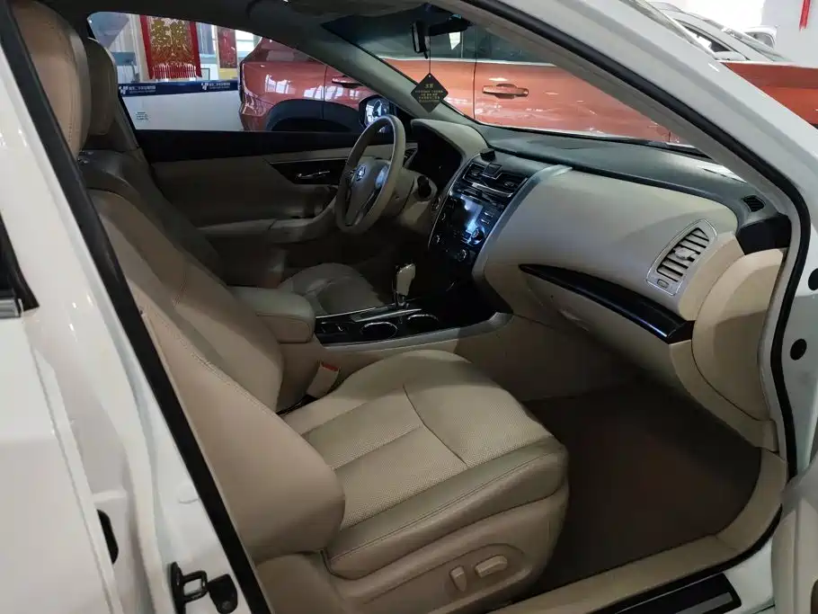 Nissan Teana 2015 — фото 8