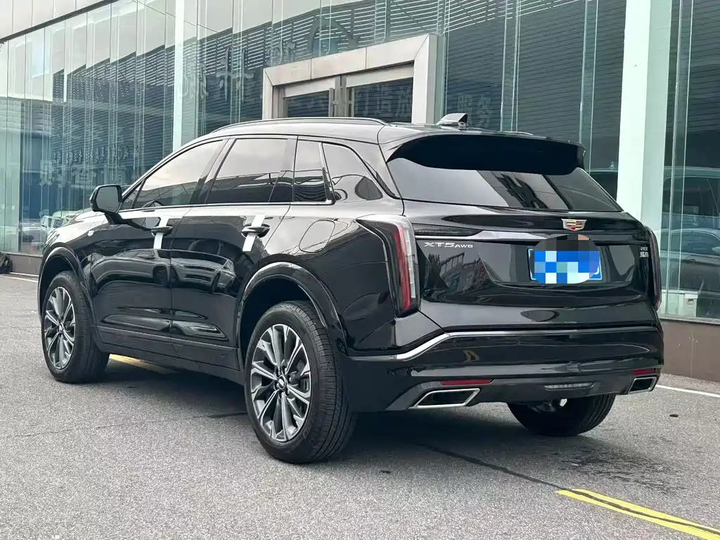 Cadillac XT5 2025 — фото 6