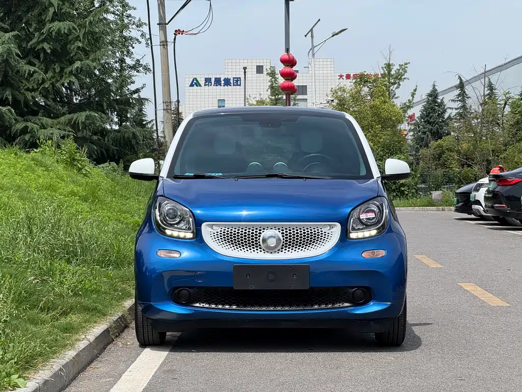 smart Fortwo 2017 — фото 2